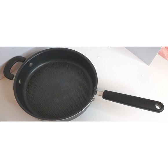 Vintage Cooks Essentials Saute Skillet Pan 2.75 Qt - Picture 2 of 8